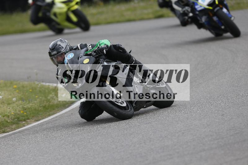 /09 19.04.2026  Caremotion get faster ADR/Gruppe gelb/90